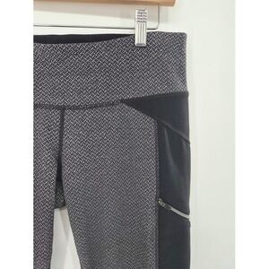 Athleta Herringbone Leggings Women M Grey Black Zipper Pockets Yoga Gymwear Gear